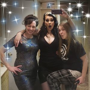 Meet your Posher, Brooke